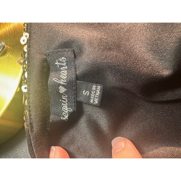 Sequin Hearts / A-Line / Tent / Long Sleeve / Knee Length / Black / Small gorg! - Picture 3 of 5